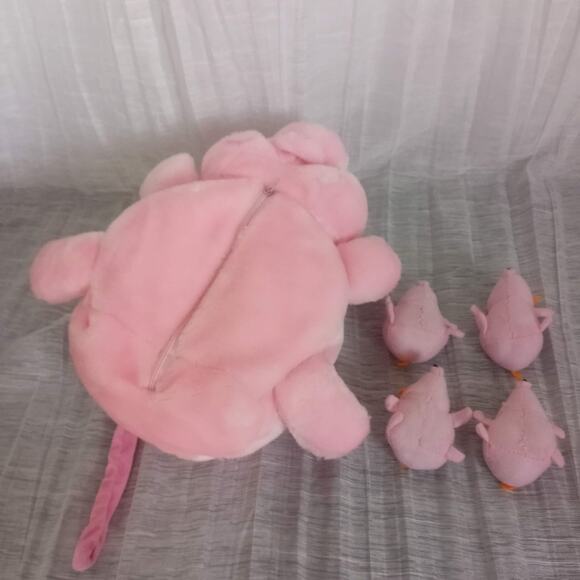 Front Street Bijou Pink Mommy Pig / 4 Piglets Zip Tummy Baby Stuffed Animal - Picture 2 of 6